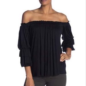 NWOT Bailey 44 Off the Shoulder ruffle sleeve top